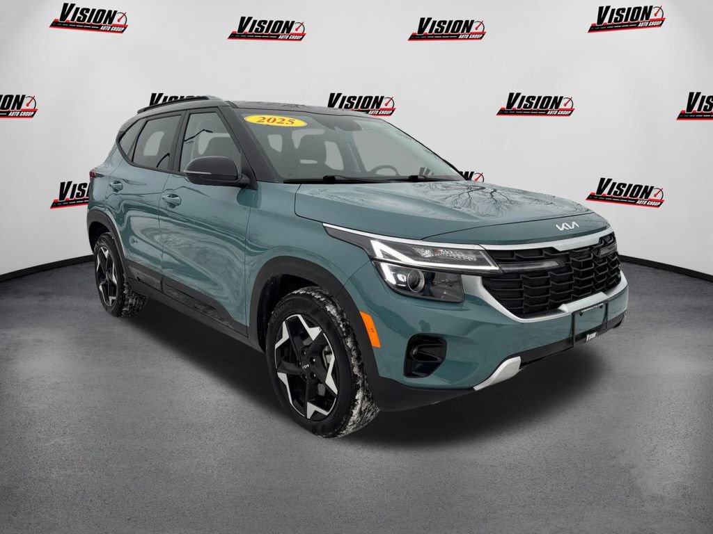 Certified 2025 Kia Seltos S image 3