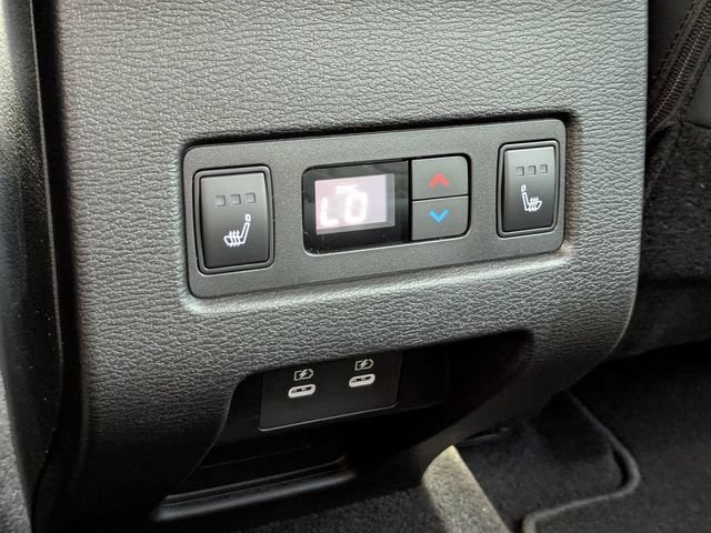 New 2026 Mitsubishi Outlander SEL Black Edition FWD image 16