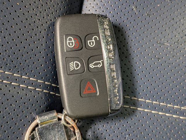 Used 2020 Land Rover Range Rover Velar S image 23