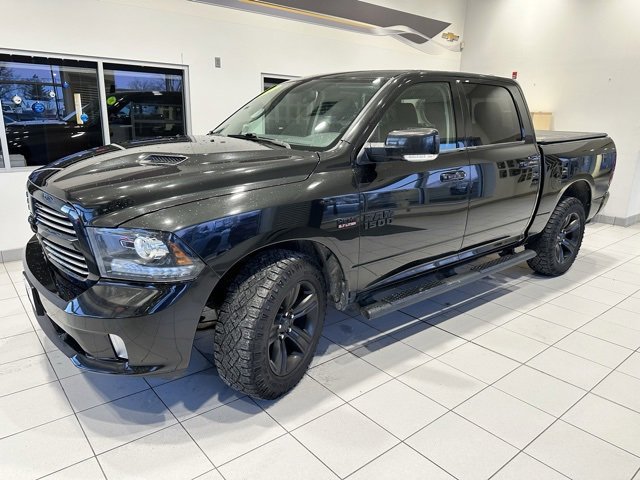 Used 2017 RAM 1500 Sport w/ Black Ram 1500 Sport Group image 3