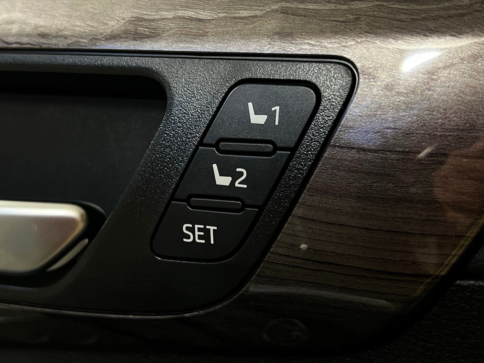 Certified 2026 Toyota Highlander Limited image 15