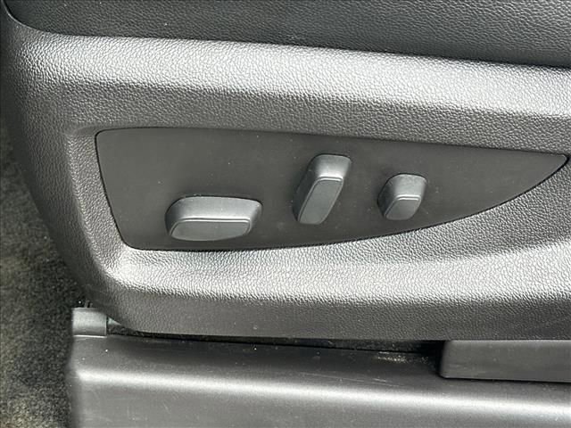 Certified 2018 Chevrolet Suburban Premier AWD/4WD image 21