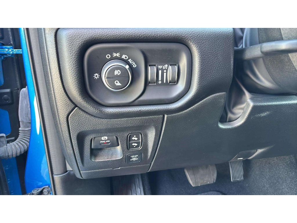 Used 2025 RAM 1500 Big Horn AWD/4WD image 21