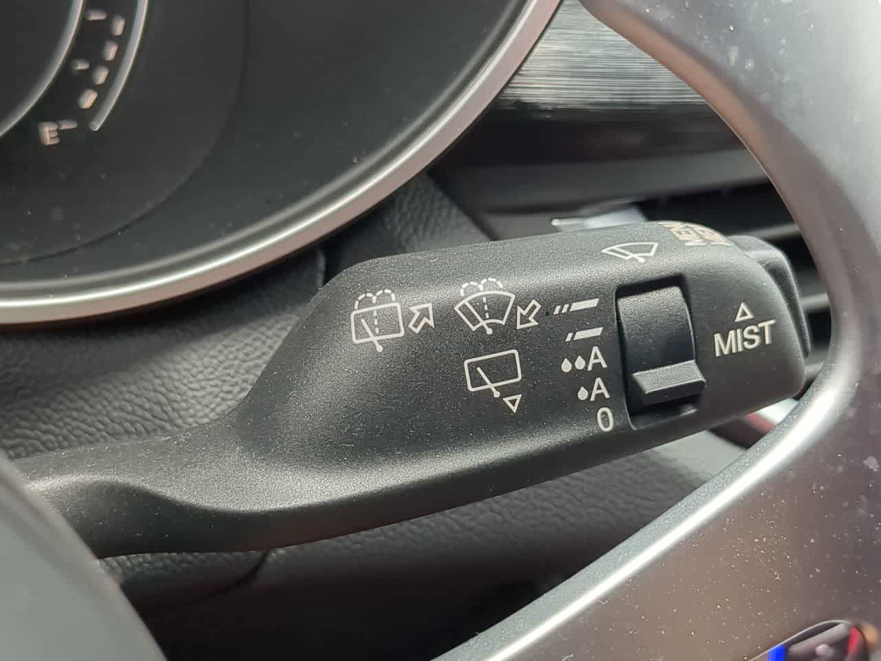 Used 2023 Alfa Romeo Stelvio Sprint AWD/4WD image 27