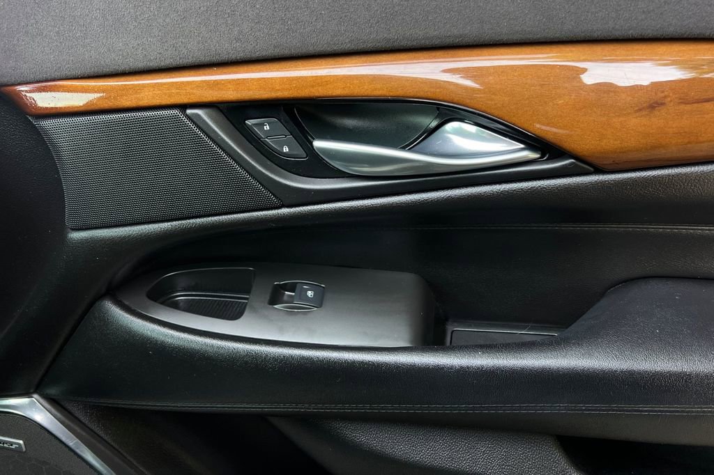 Used 2017 Cadillac Escalade Luxury image 22