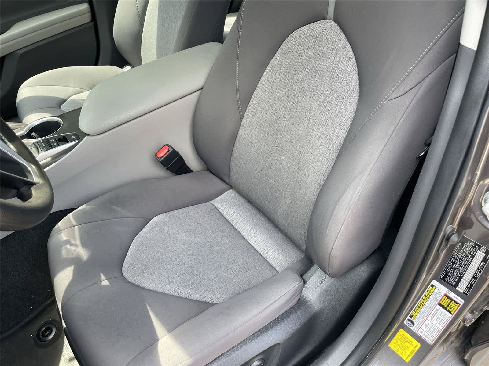 Used 2023 Toyota Camry LE FWD image 12
