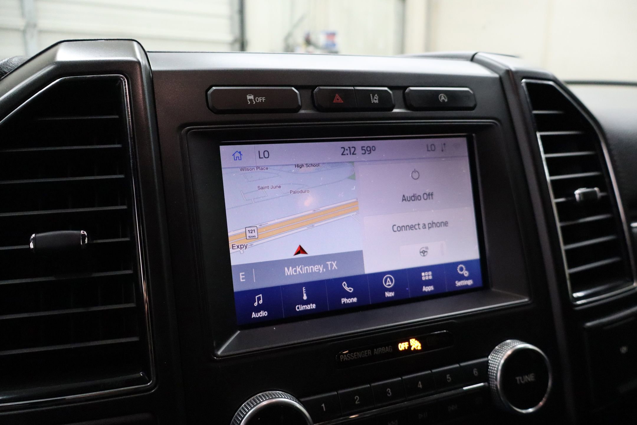 Used 2020 Ford Expedition Limited RWD image 25
