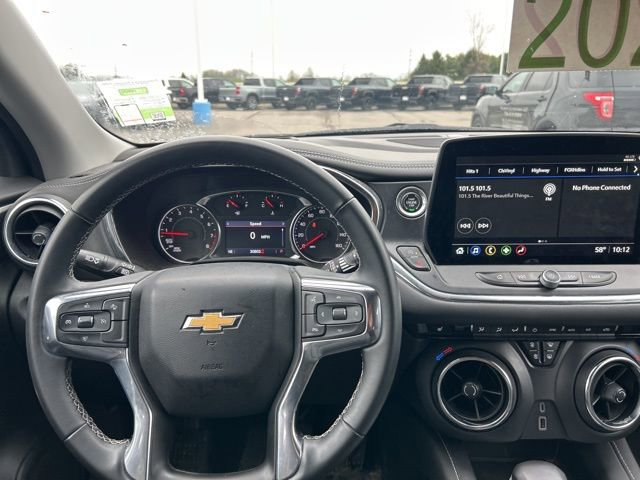 Used 2023 Chevrolet Blazer LT w/ Midnight/Sport Edition FWD image 9