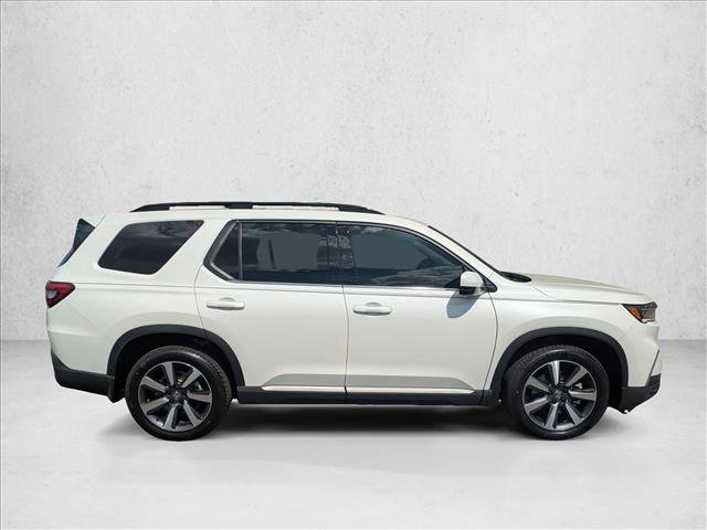 Used 2024 Honda Pilot Touring video 4