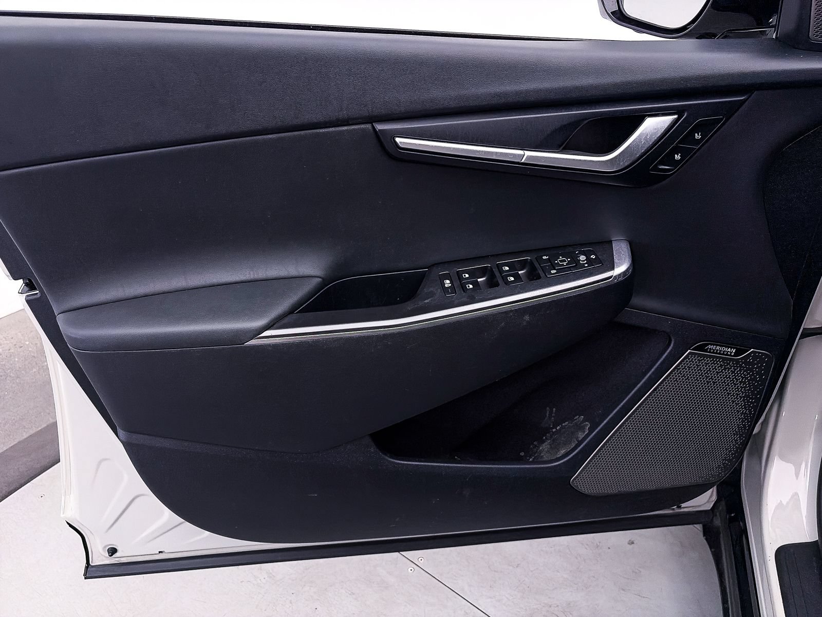 Certified 2023 Kia EV6 Wind w/ Wind Technology Package RWD image 17