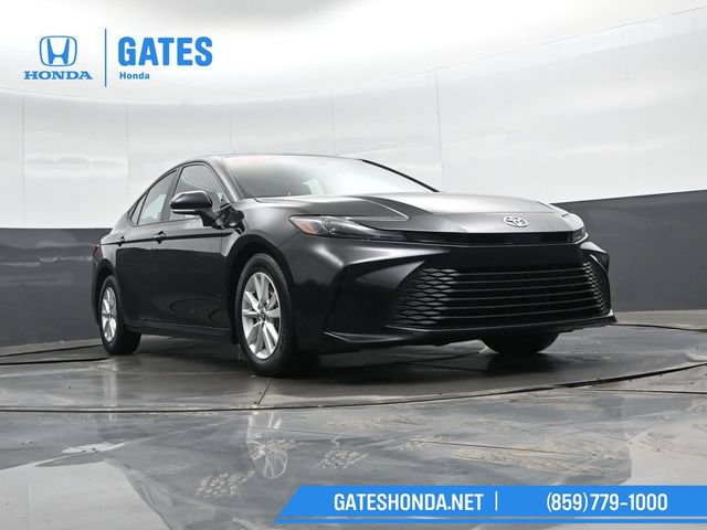 Used 2025 Toyota Camry LE w/ Convenience Package FWD image 41