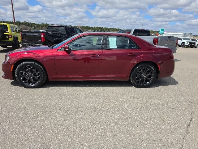 Used 2023 Chrysler 300 Touring L w/ Popular Equipment Group AWD/4WD image 2