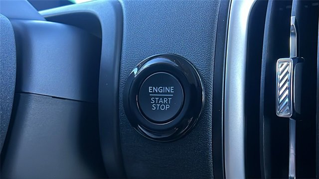 New 2025 Ford Expedition Active image 29