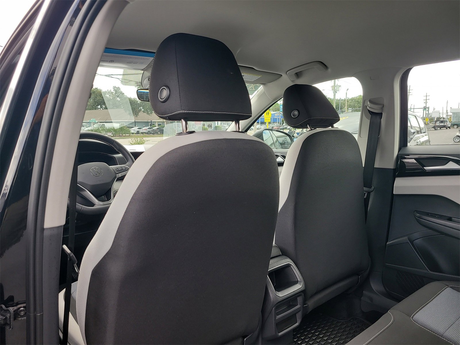 Certified 2025 Volkswagen Taos S image 13