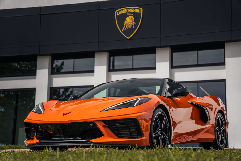 Used 2024 Chevrolet Corvette Stingray Preferred Conv w/ Battery Protection Package RWD image 1