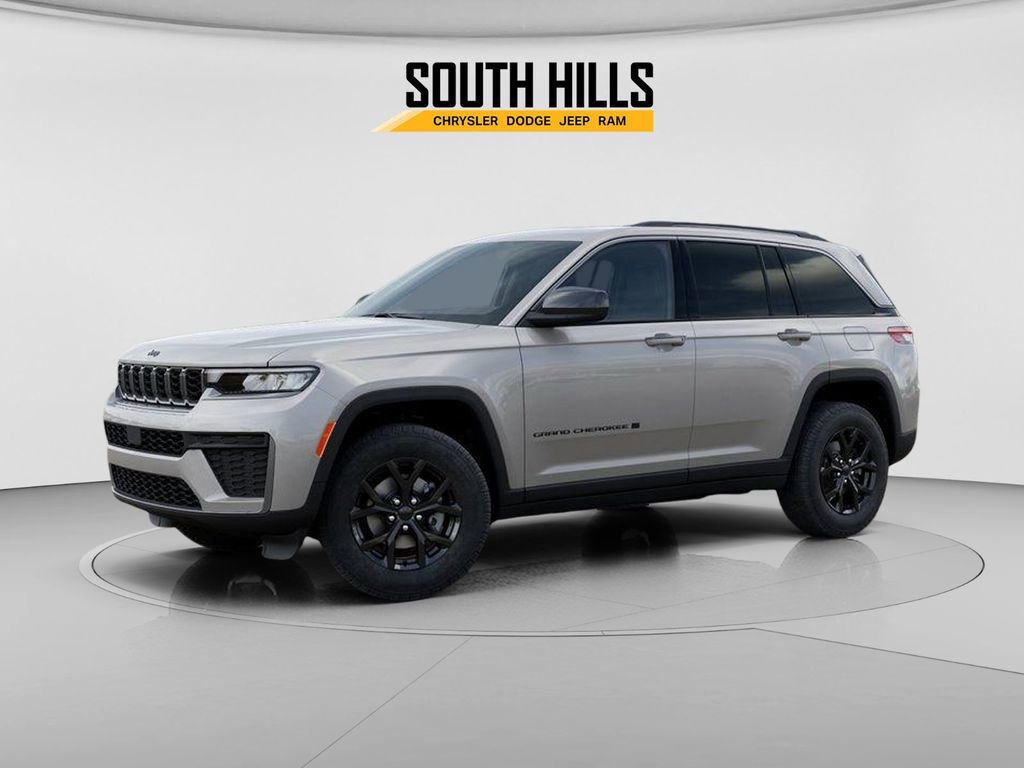 New 2026 Jeep Grand Cherokee Altitude AWD/4WD image 2