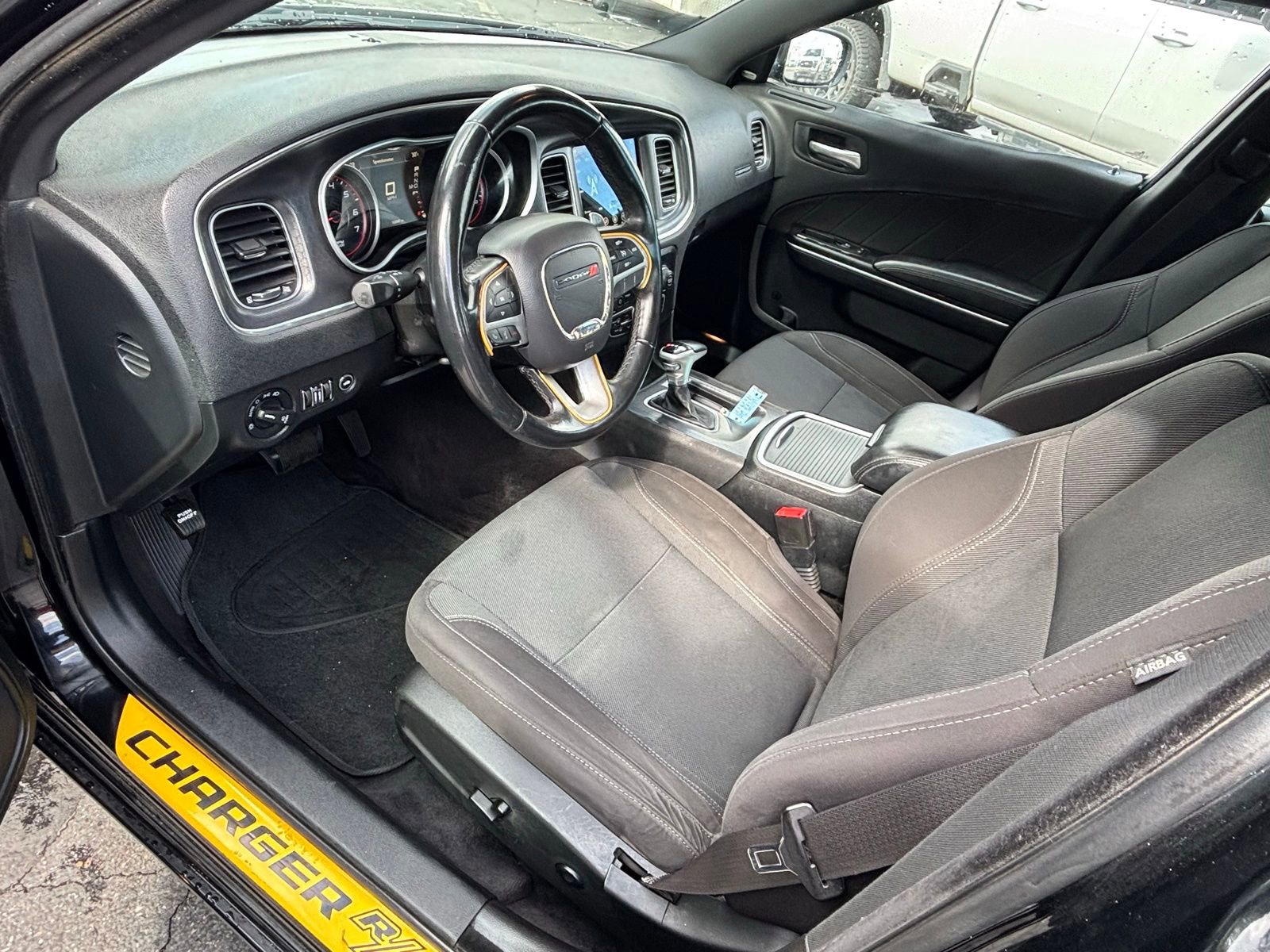 Used 2017 Dodge Charger R/T RWD image 13