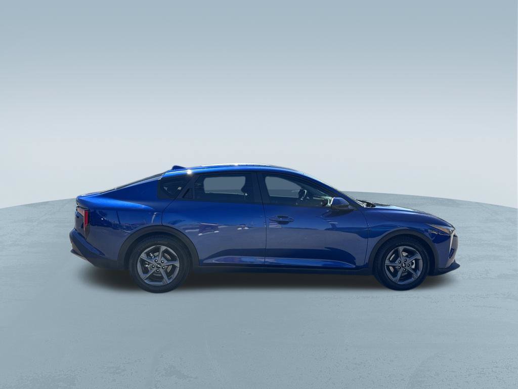 Used 2025 Kia K4 FWD image 9