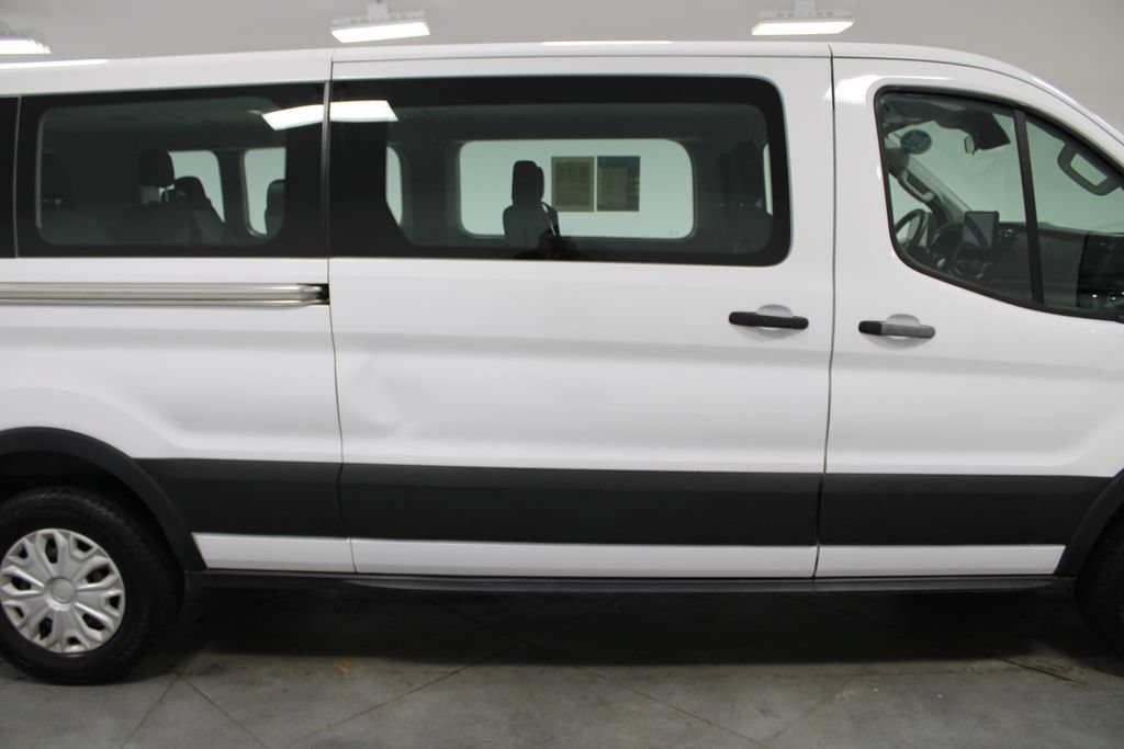 Used 2024 Ford Transit 350 XLT RWD image 11
