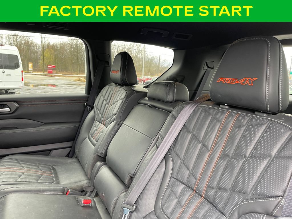 Used 2025 Nissan Armada PRO-4X image 10