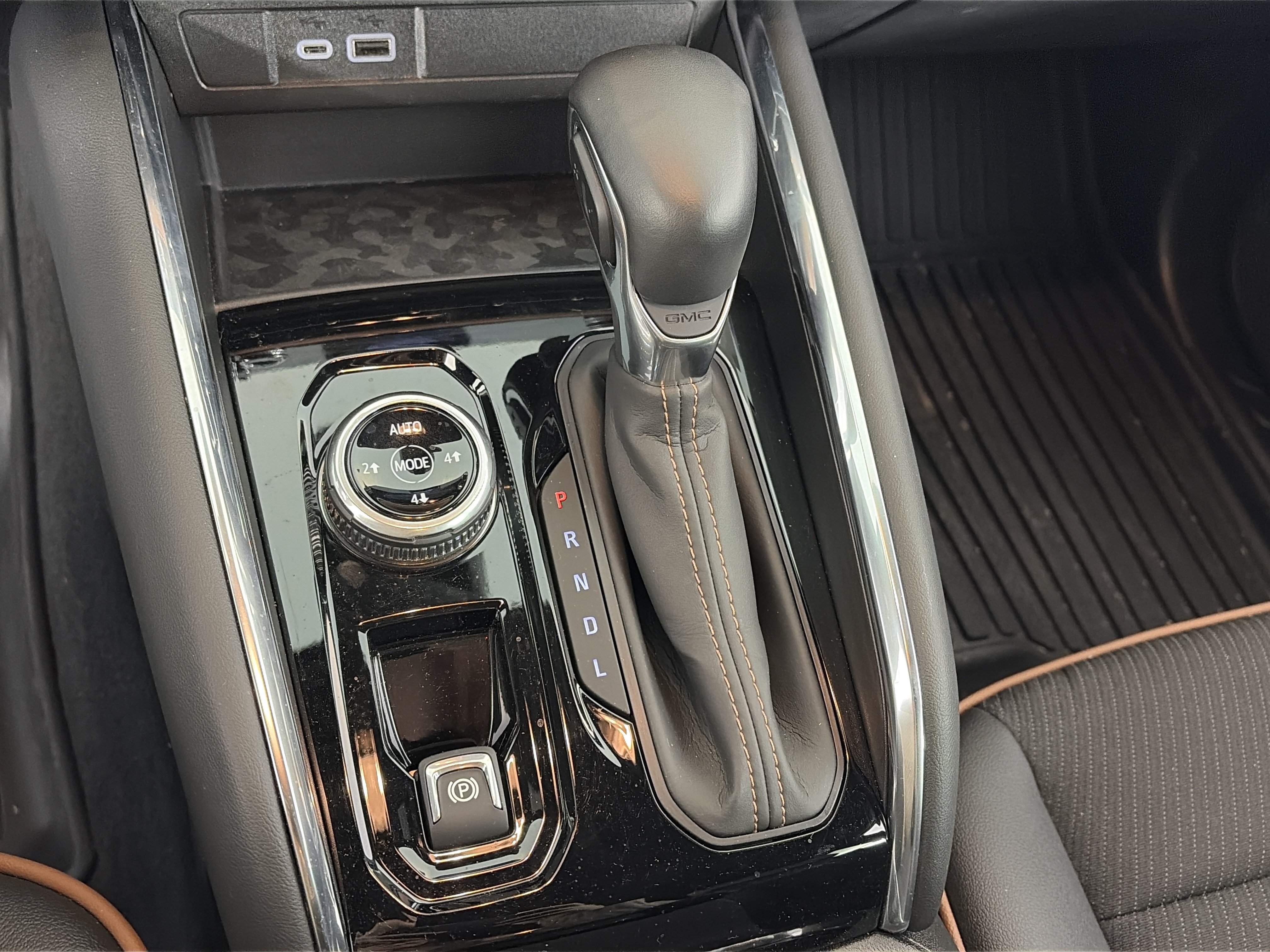 Used 2025 GMC Canyon AT4 AWD/4WD image 27