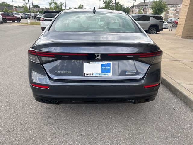 Used 2023 Honda Accord Touring image 3