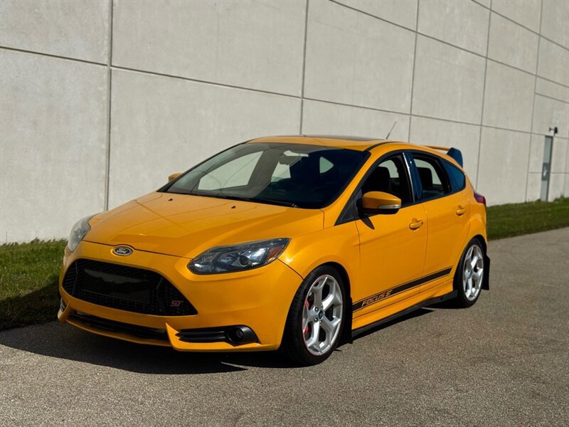 Used 2013 Ford Focus ST FWD image 3