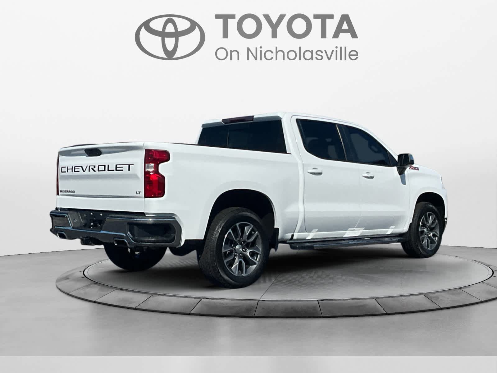 Used 2020 Chevrolet Silverado 1500 LT w/ All-Star Edition AWD/4WD image 5