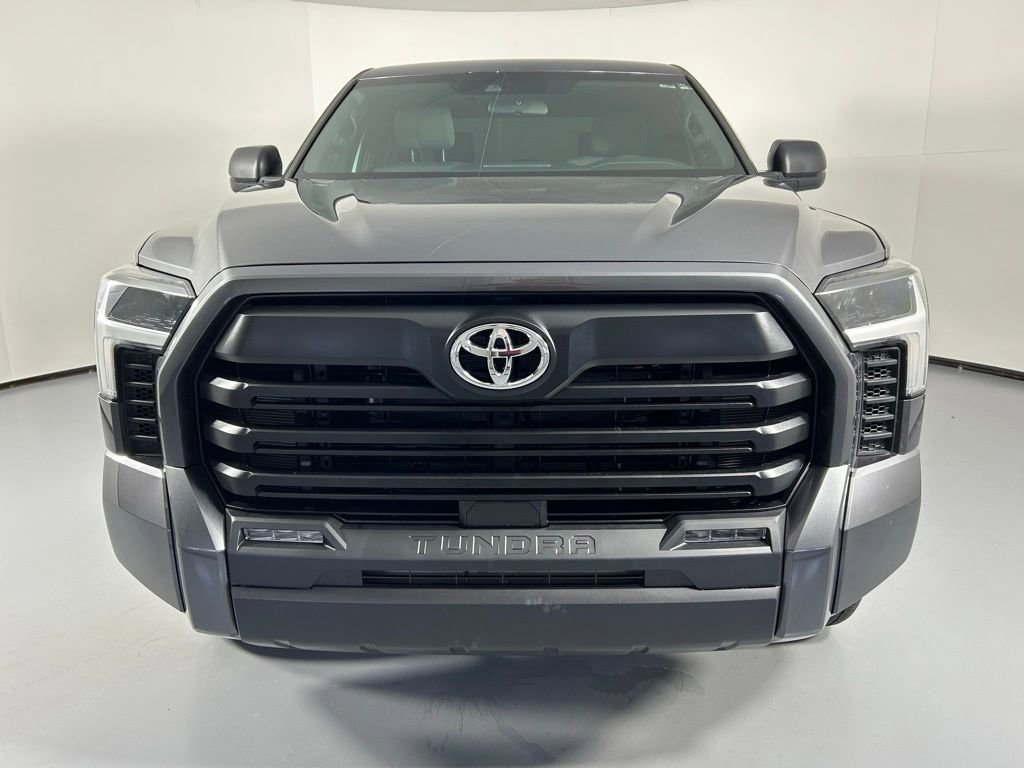 Used 2025 Toyota Tundra SR5 AWD/4WD image 2