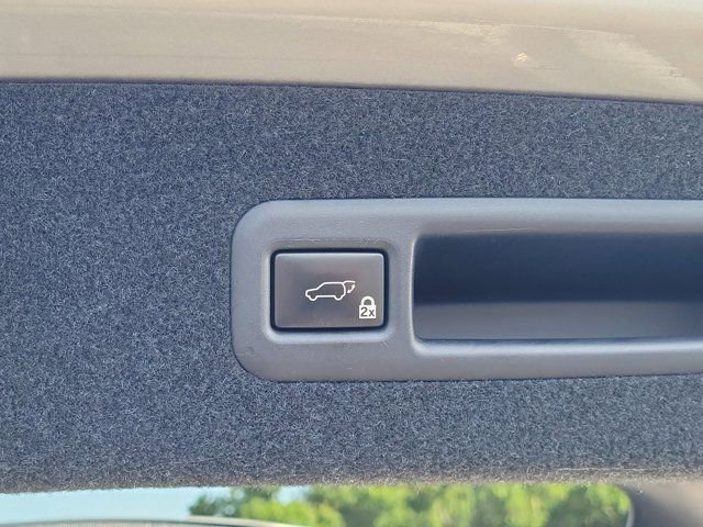 Used 2018 Lexus RX 350L FWD image 13