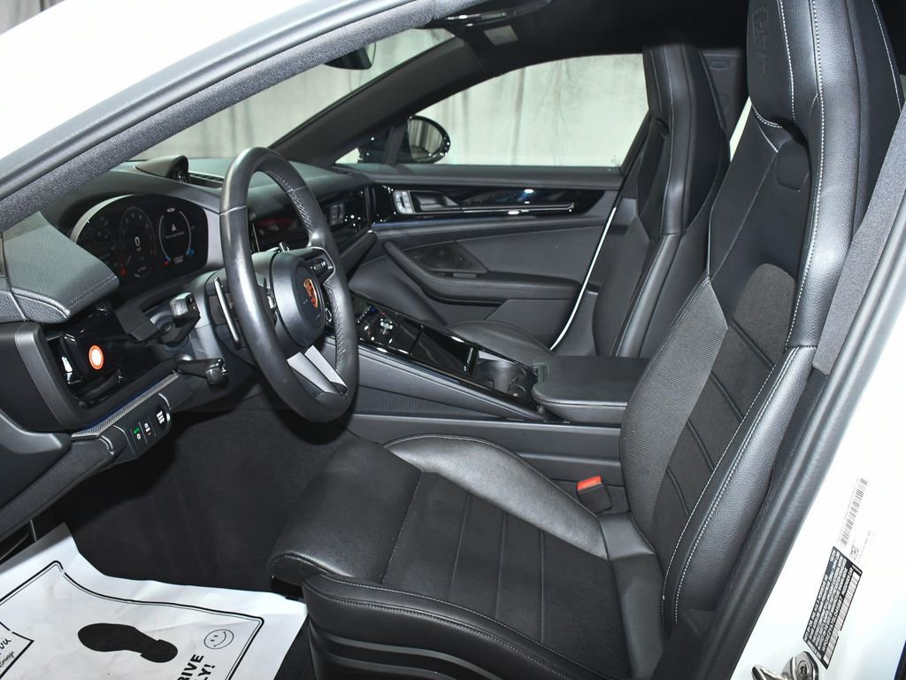 Used 2025 Porsche Panamera 4 image 49