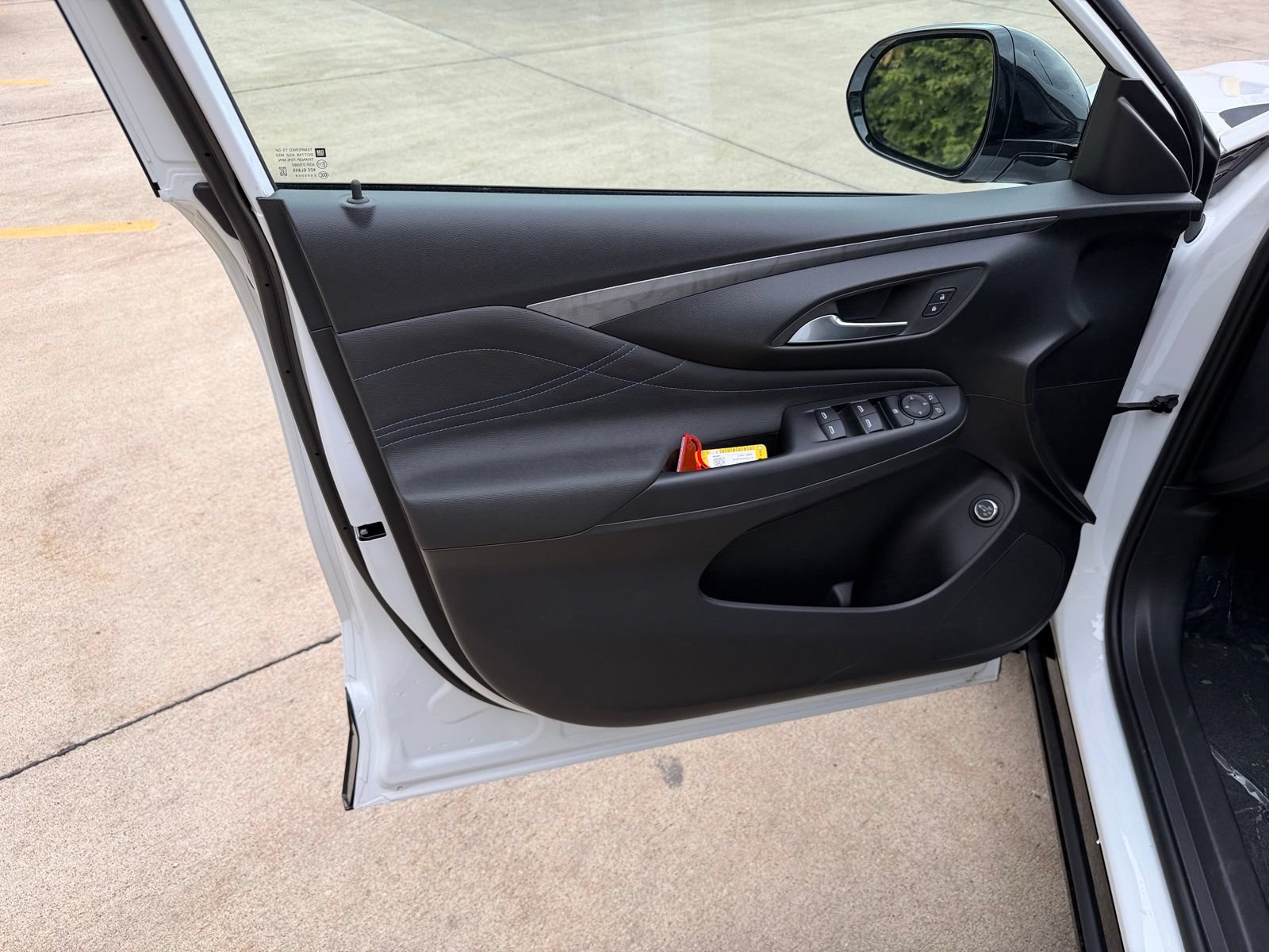 New 2026 Buick Envista Sport Touring w/ Convenience I Package FWD image 10