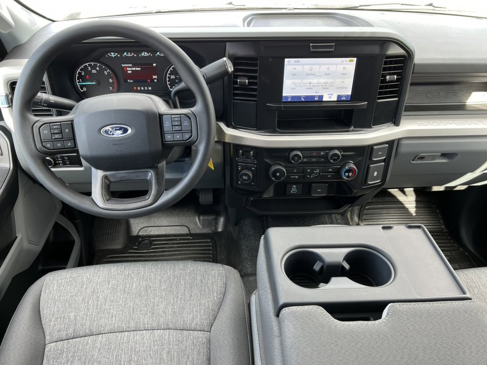 New 2026 Ford F250 4x4 Crew Cab Super Duty image 3