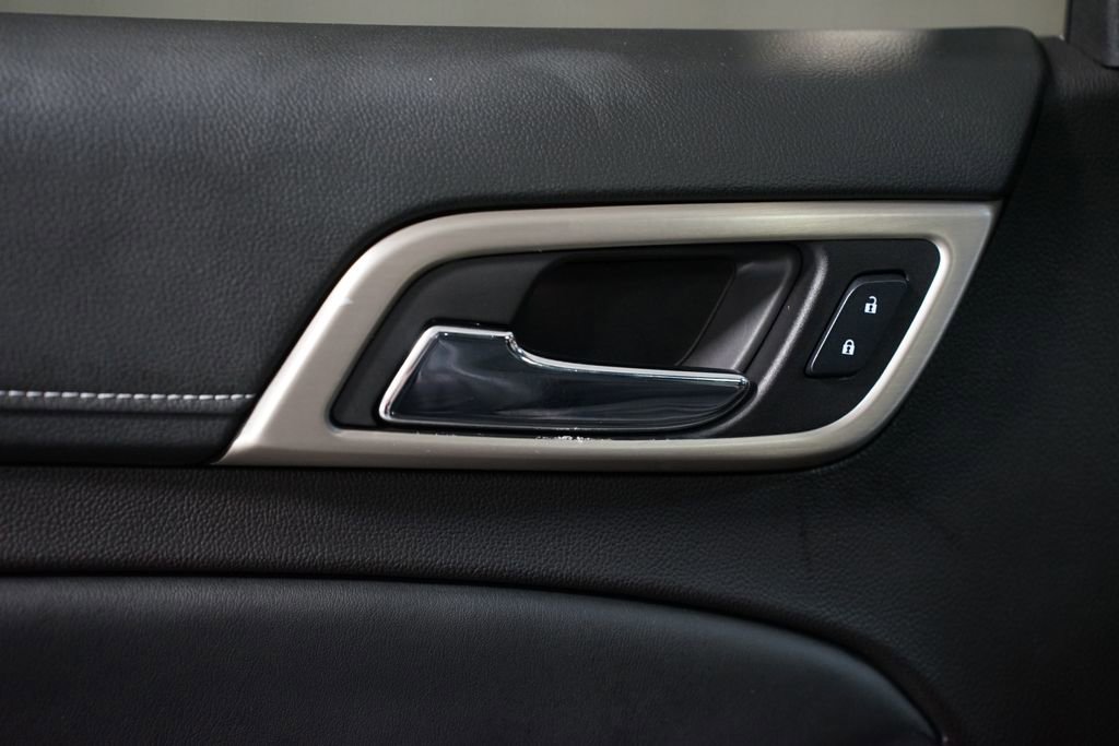 Used 2016 GMC Yukon Denali w/ Open Road Package image 34