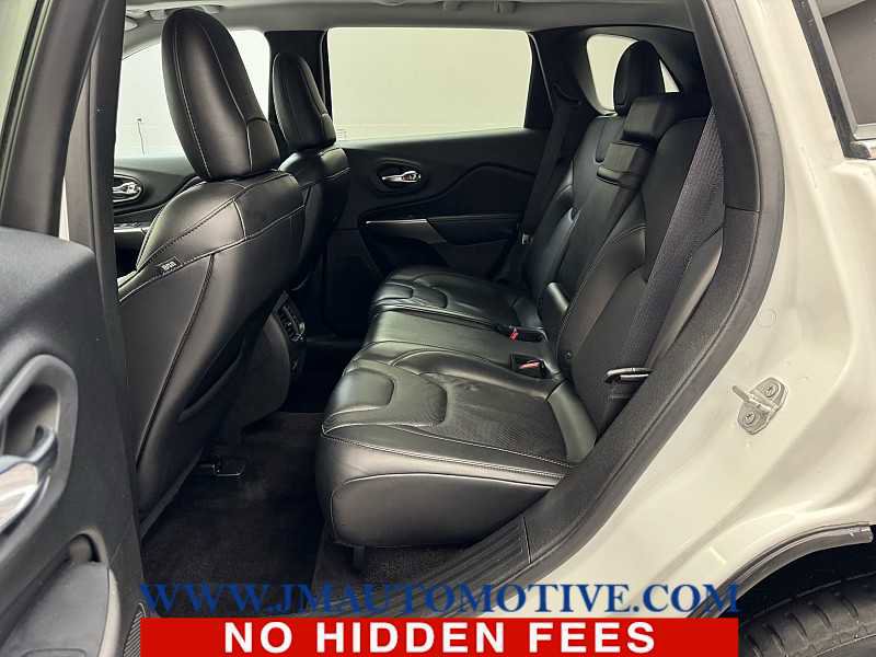 Used 2019 Jeep Cherokee Limited image 15