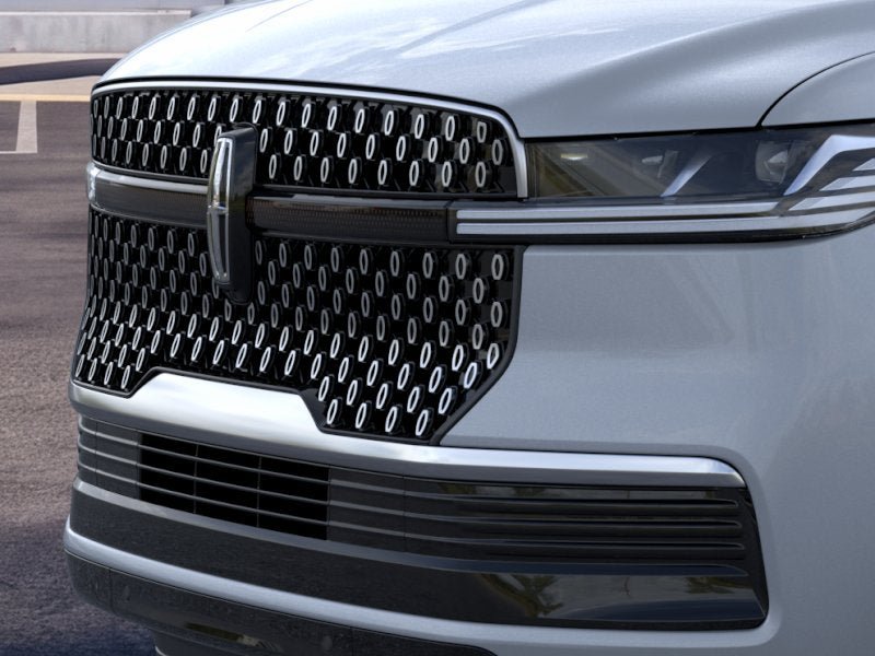New 2025 Lincoln Navigator Reserve AWD/4WD image 17