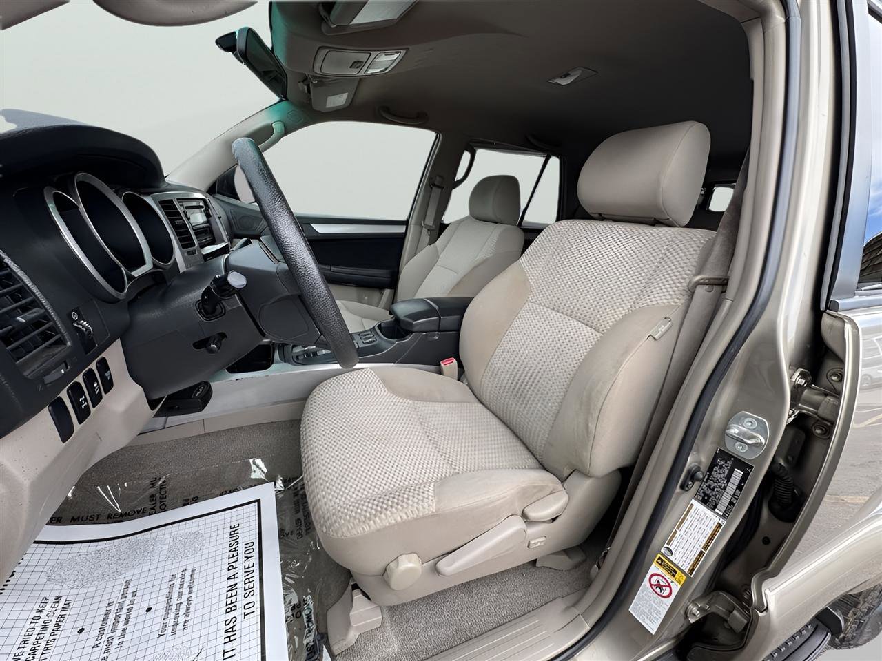 Used 2009 Toyota 4Runner SR5 image 25