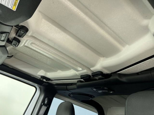 Used 2022 Jeep Wrangler Sport image 19