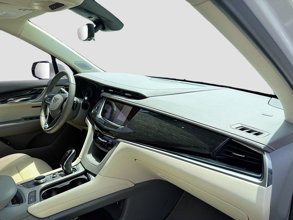 Used 2021 Cadillac XT6 Premium Luxury image 15
