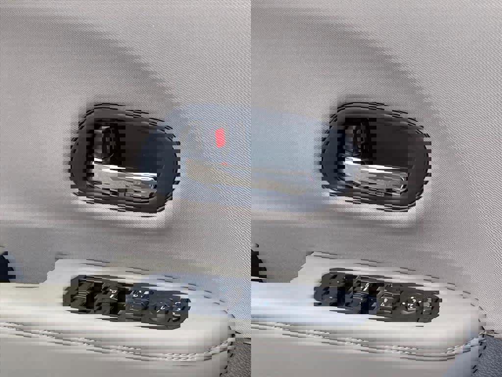 Used 2018 Honda HR-V LX image 17