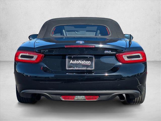 Used 2017 FIAT 124 Spider Classica RWD image 7