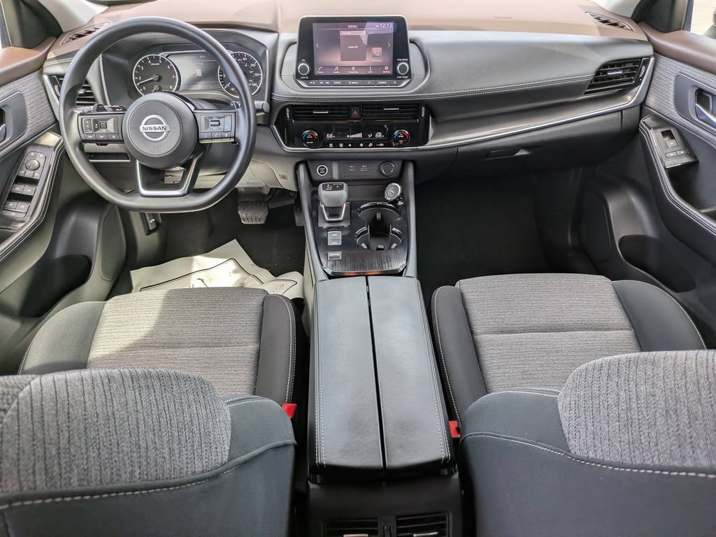 Used 2021 Nissan Rogue SV FWD image 15
