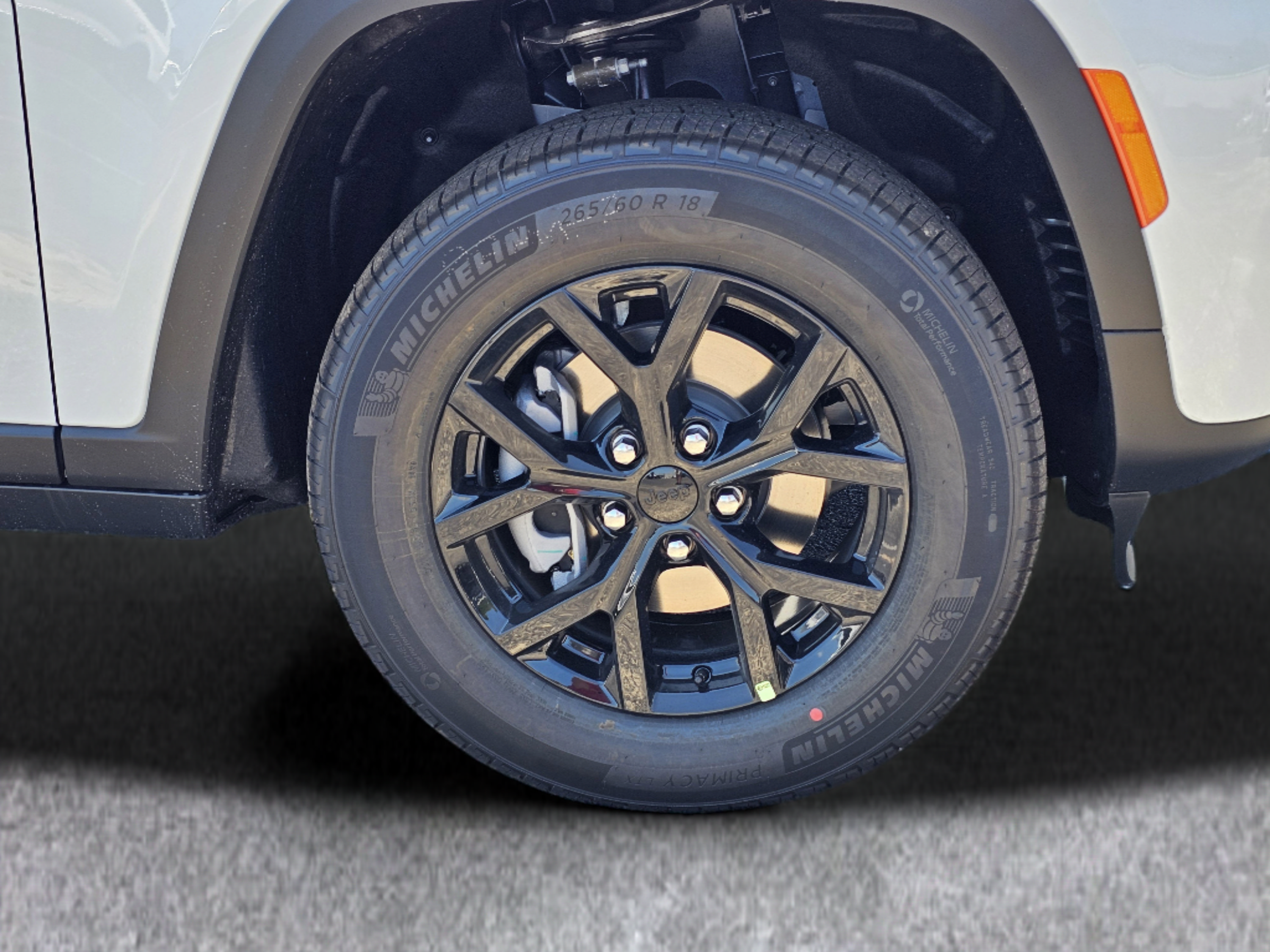 New 2026 Jeep Grand Cherokee Altitude RWD image 6