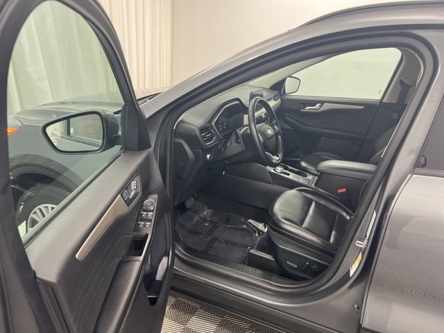 Used 2022 Ford Escape SEL image 12