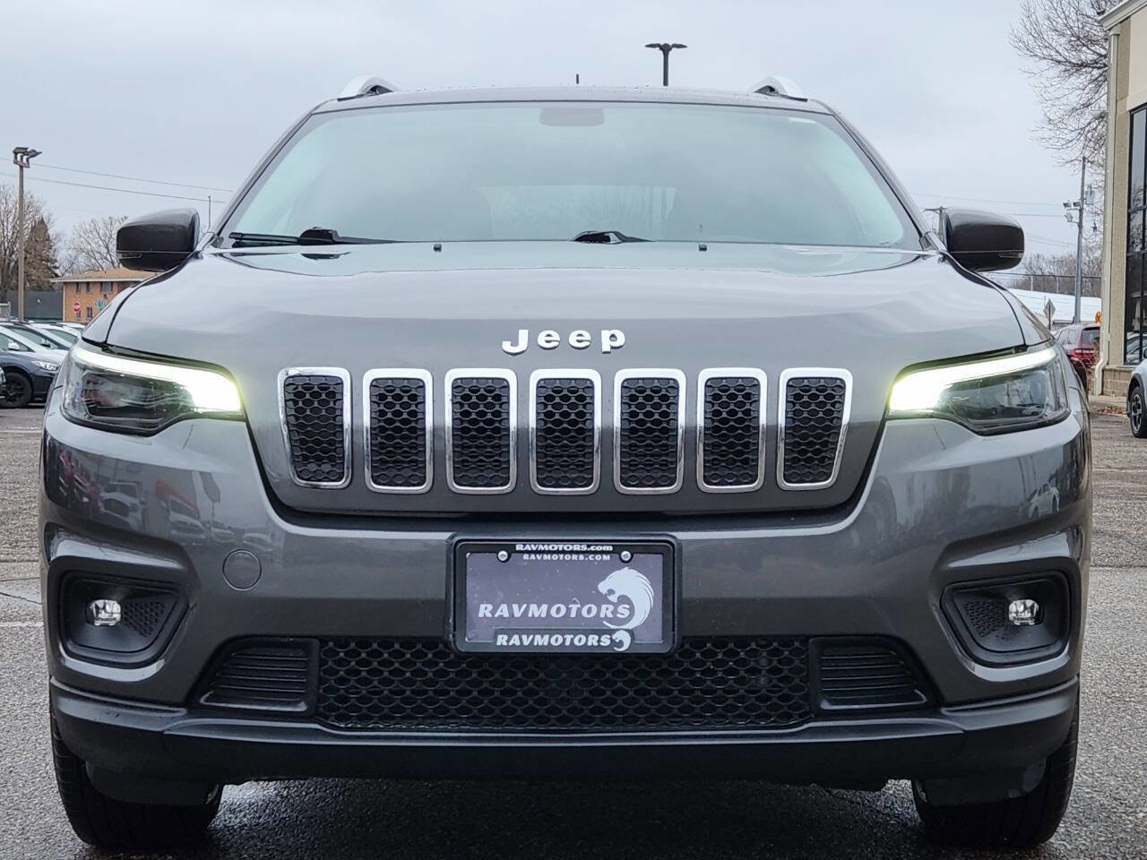 Used 2019 Jeep Cherokee Latitude Plus image 5