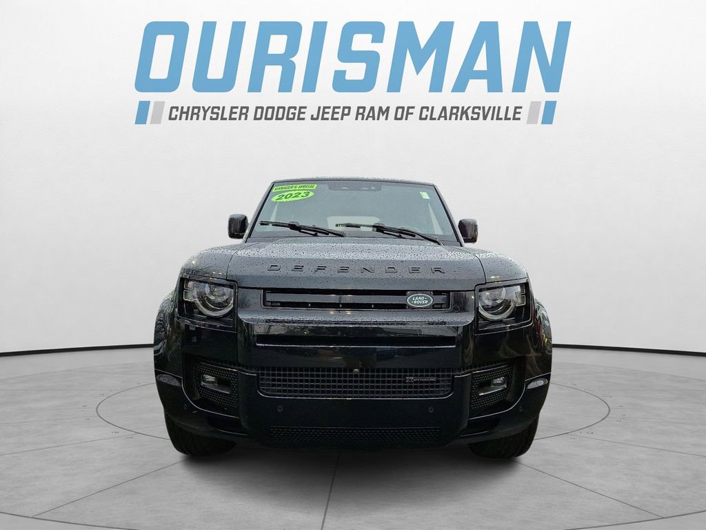 Used 2023 Land Rover Defender 110 X-Dynamic SE image 2