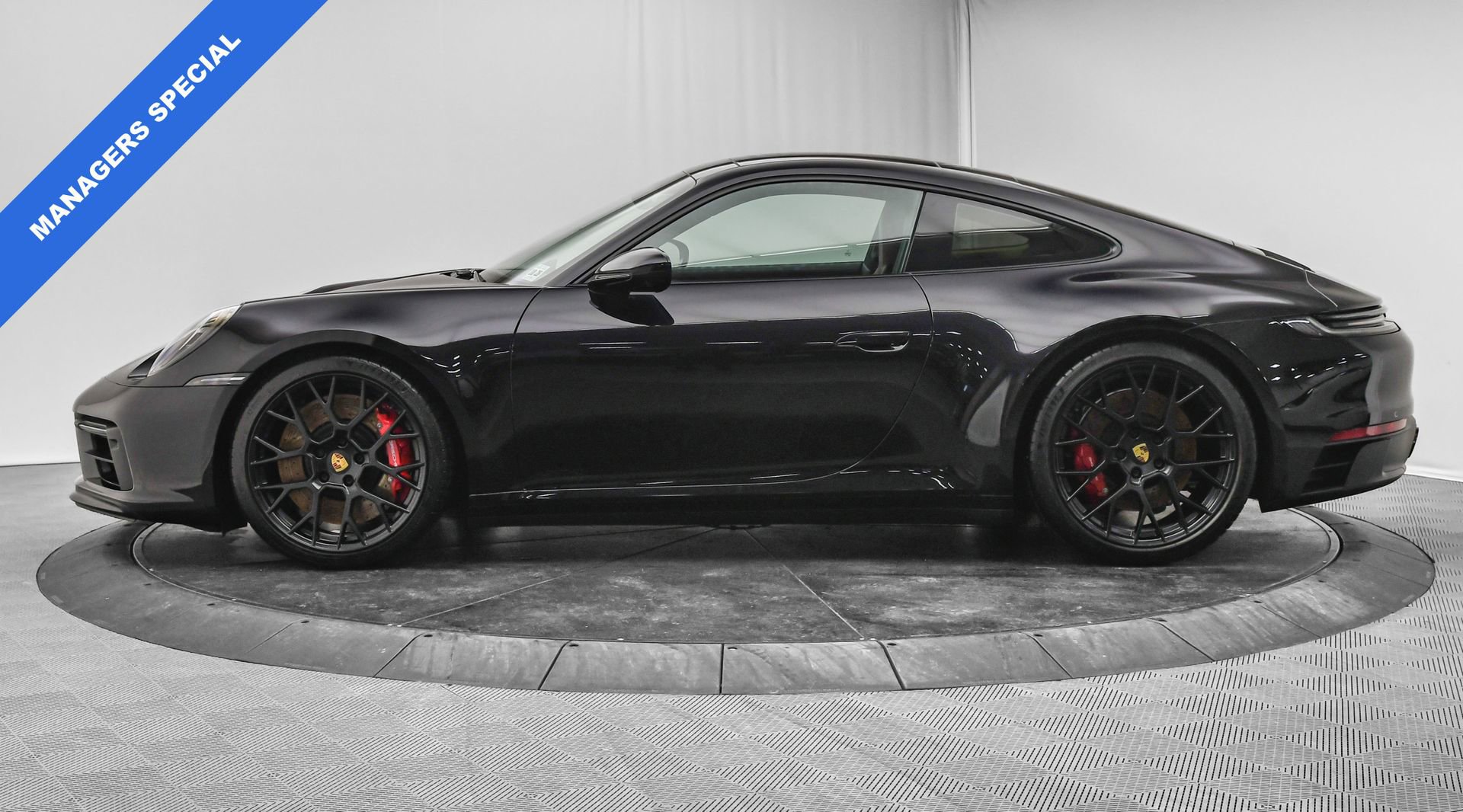 Used 2024 Porsche 911 Carrera GTS image 4