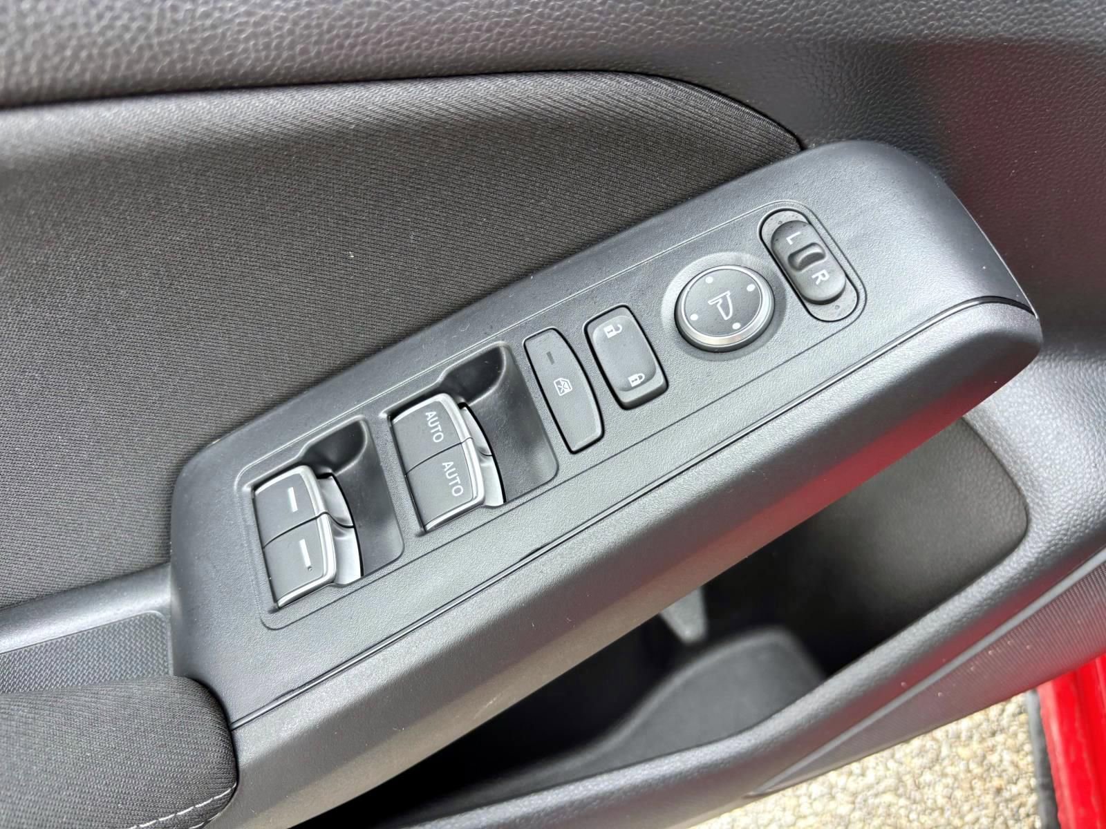 Used 2025 Honda Civic Sport image 13