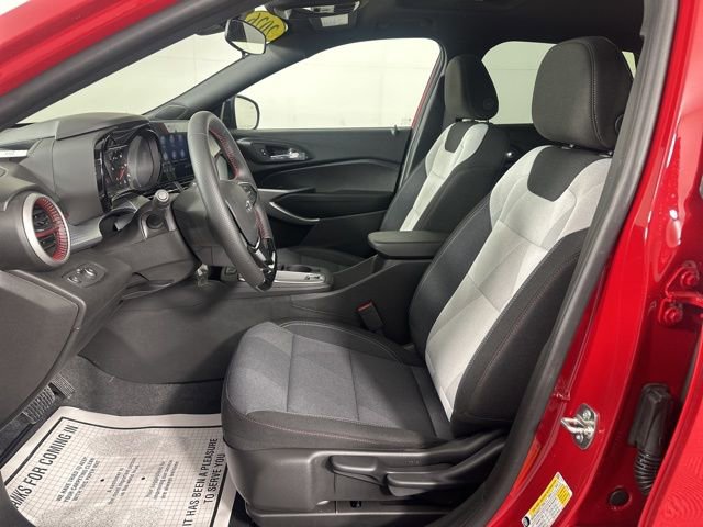New 2026 Chevrolet Trax RS w/ Sunroof Package image 22