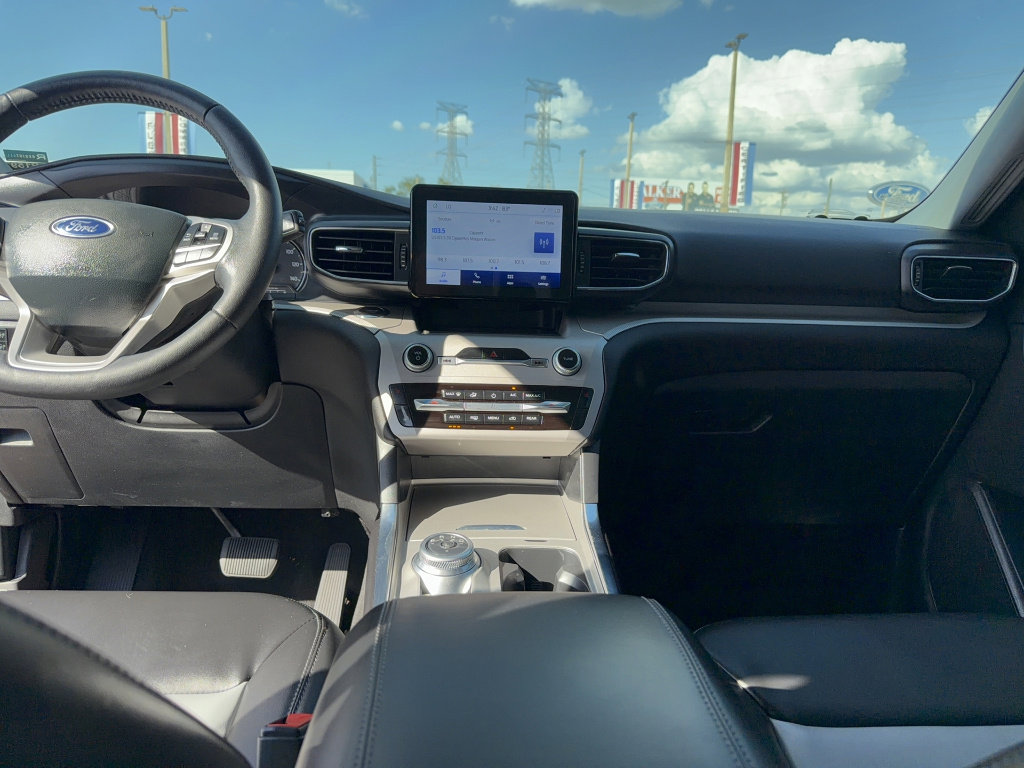 Certified 2023 Ford Explorer XLT w/ Equipment Group 202A image 31